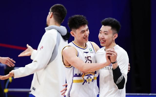 撸大师在线观看